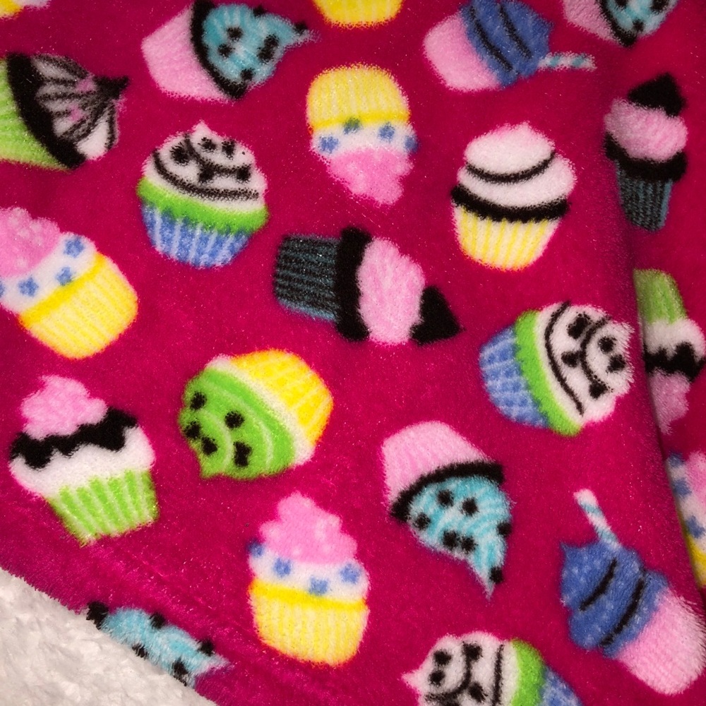 Pink Cupcake Kids Robe - Picture 3 of 4